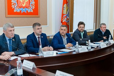 Депутаты готовятся к первому чтению проекта бюджета 